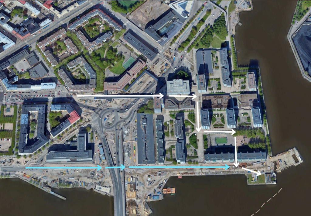 Map image of arrival at Kulttuurisauna with white and light blue arrows indicating the possible routes on the site.